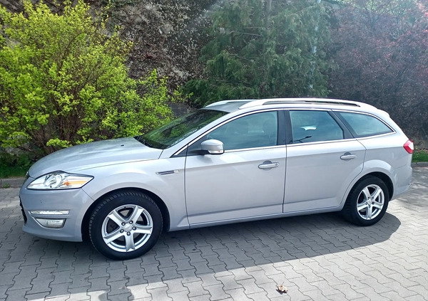 Ford Mondeo cena 22700 przebieg: 212000, rok produkcji 2010 z Kosów Lacki małe 154